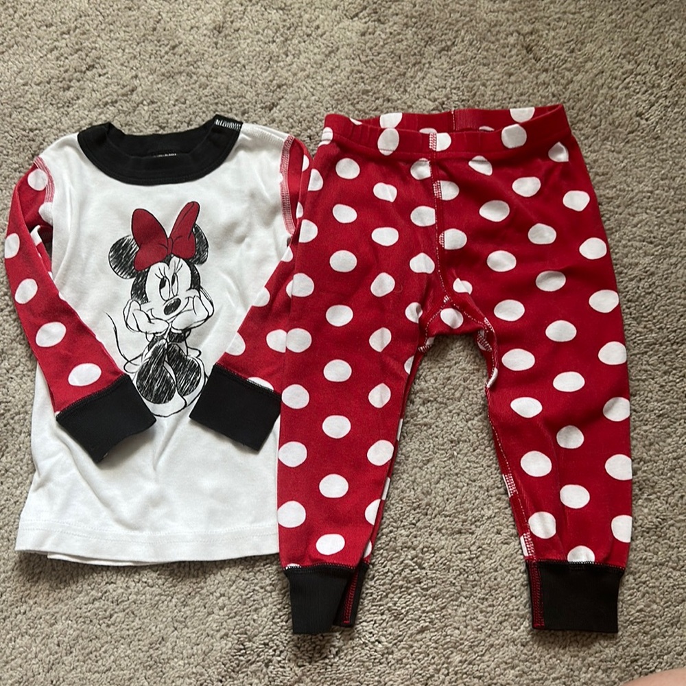 2T Hanna Andersson Disney pajama set